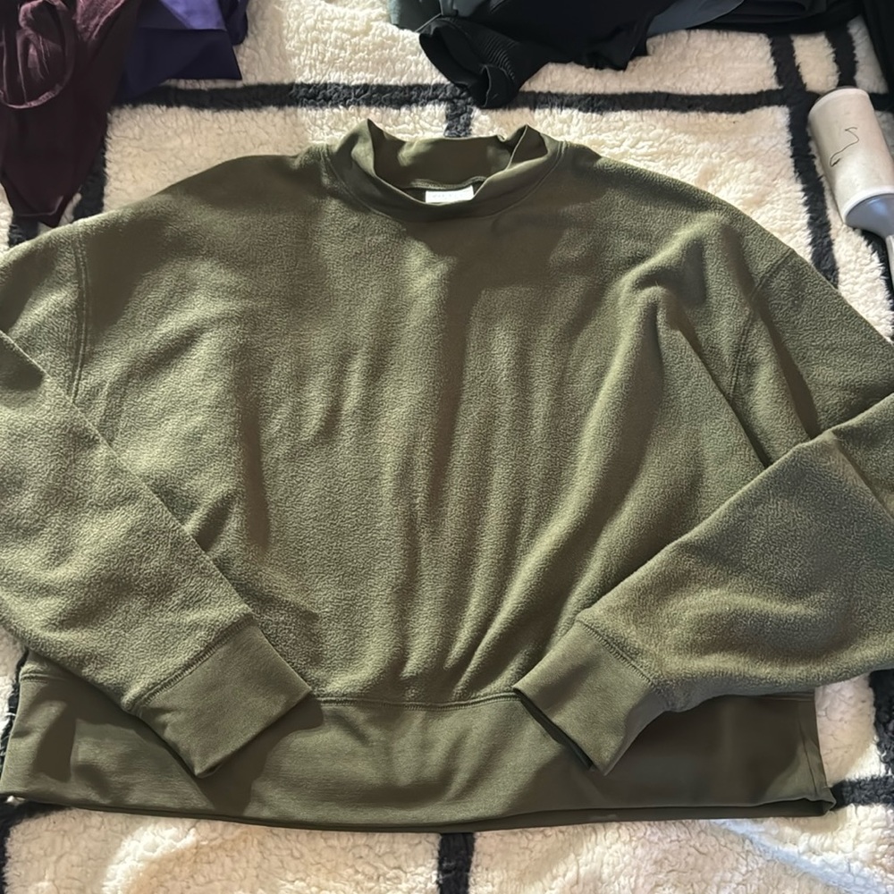 Soft Cropped Crewneck